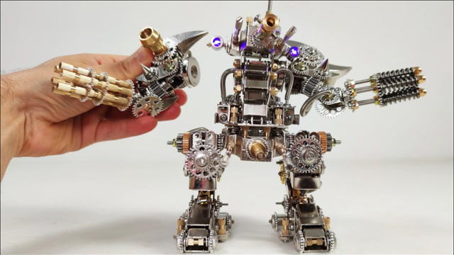 组装一台机器人,几百个零件,装好的那一刻我也好想要一台!