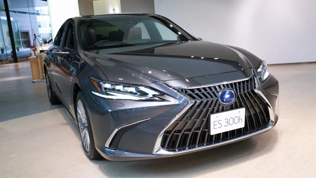 抢先实拍2022款雷克萨斯es300h太漂亮了给一个不喜欢的理由