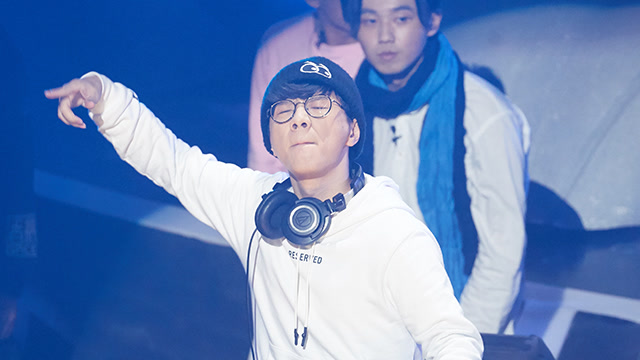 第一轮panta.q郭曲:这台风简直嗨爆,栏杆真的要被晃断了