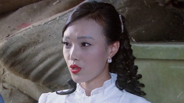 《镖王传奇》第三十六集02:秀子冒险进军营,豹虢出卖军队信息