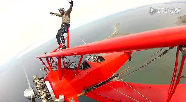 deandre levy wing walk