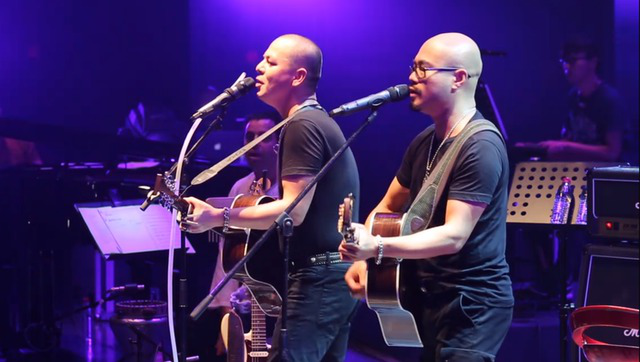 百听不厌,帕尔哈提,王卓《故乡》现场版