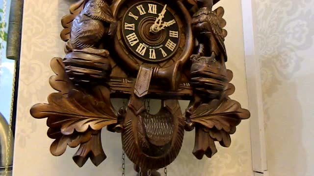 德国黑森林布谷鸟咕咕钟上弦时的一个使用技巧