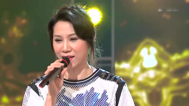 彭家丽演唱粤语版让我欢喜让我忧听得让人陶醉