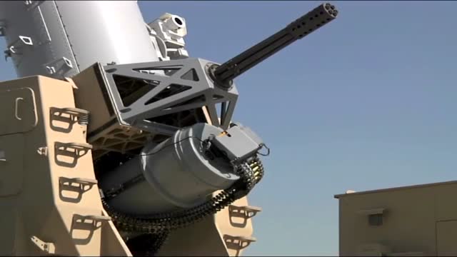 美军密集阵近防系统,炮管朝天一顿突突