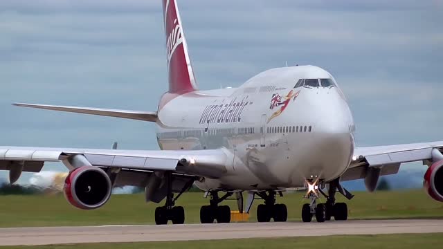 空中女王波音747超短距离起飞 维珍航空旗舰客机震撼离场