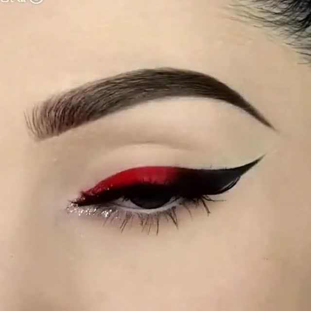 妩媚精细眼妆画法!