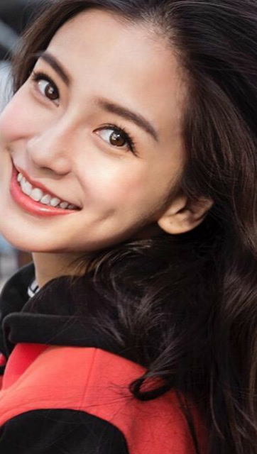 学校偶遇angelababy,笑起来很美!