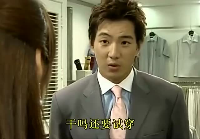 爱情的条件:三胞胎爸爸宋一国选韩佳人能承受的婚服,好男人风范