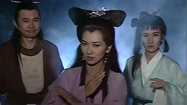 《新白娘子传奇》白素贞和小青大战蛤蟆精和蜈蚣精