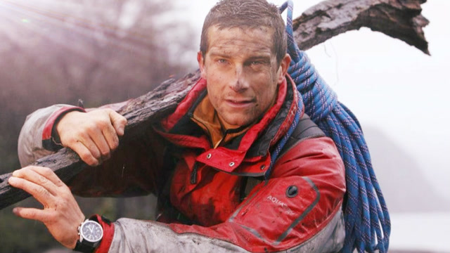 荒野求生:贝爷吃过的食物,哪一样最不能让你接受?