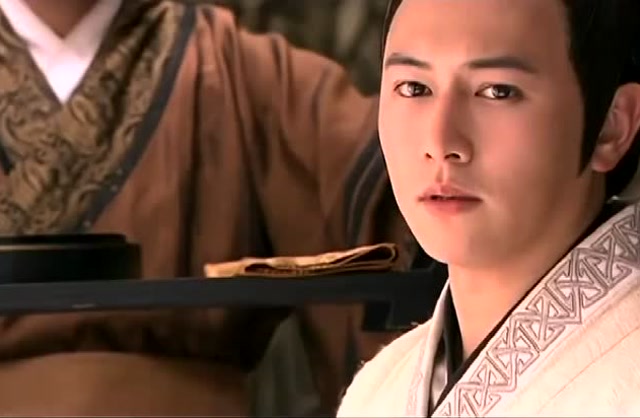 美人心计:窦漪房被拉下去时,回眸一笑,刘恒你的良心不会痛嘛