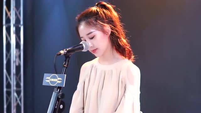 江蕙经典闽南语空笑梦女声翻唱,再听依旧让人沉醉