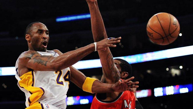 谁说曼巴只会得分?科比生涯精彩传球混剪