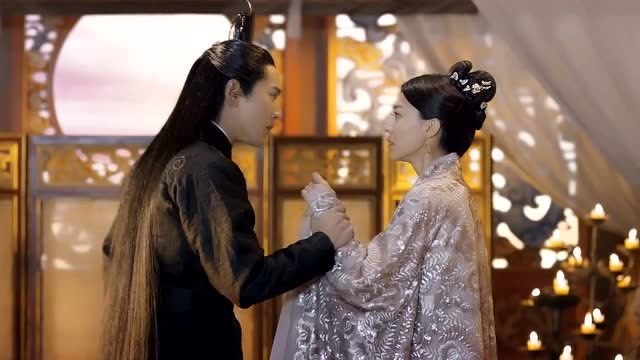 三生三世:素锦背黑锅,夜华气的双眼皮都出来了,素锦太悲催了