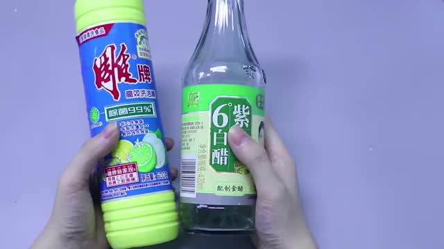 洗洁精和白醋混在一起, 还有这么神奇的妙用, 不知道亏大了