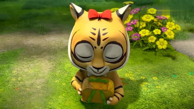 熊熊乐园:小虎妞突然想妈妈了,哭个不停