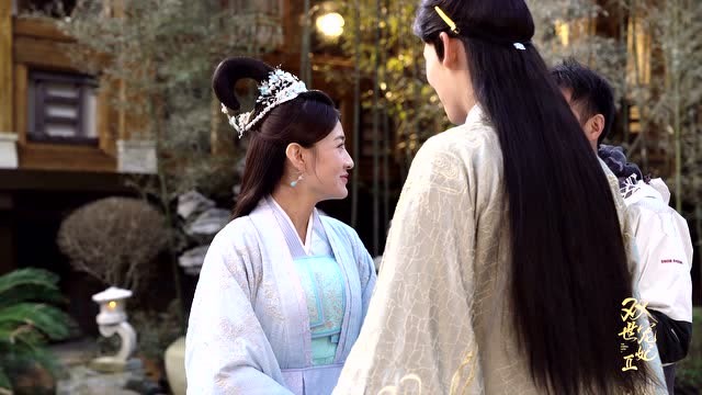 《双宠2》花絮:八王爷给曲小檀整理碎发