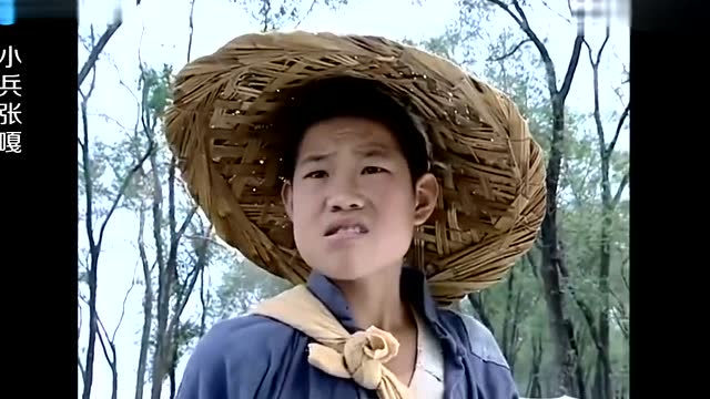 小兵张嘎:嘎子在奶奶坟前哭得鼻涕一把泪一把,一见鬼子,秒机灵