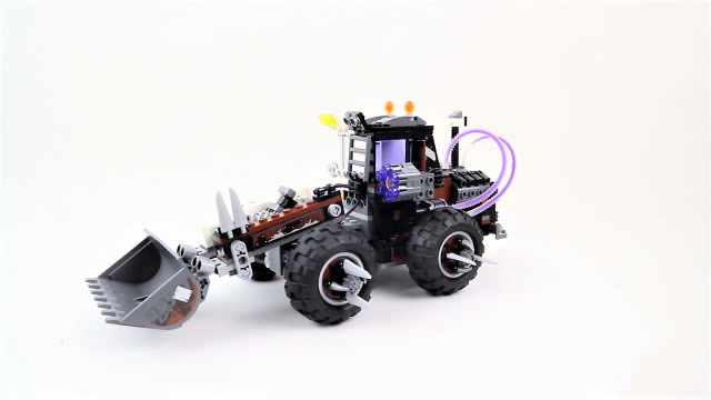 乐高蝙蝠侠大电影70915双面人的双重破坏机积木