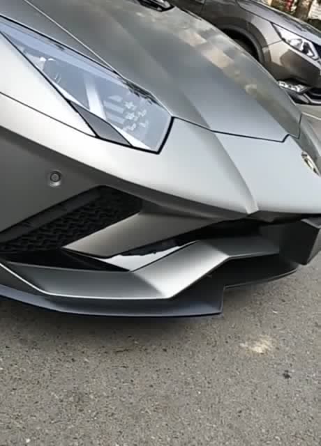 户外实拍兰博基尼大牛,帅到爆炸有没有?