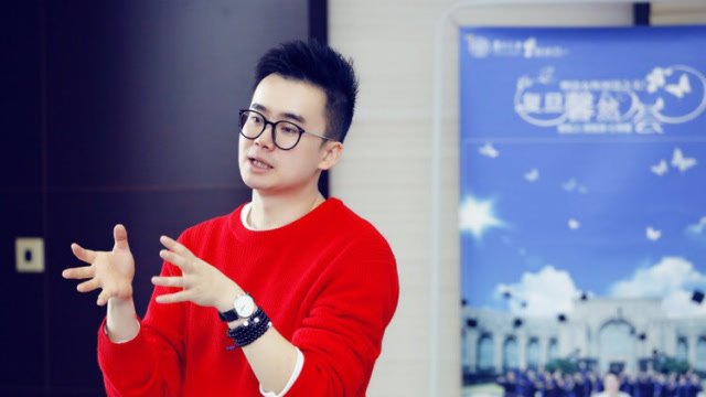 熊浩老师新年祝福视频