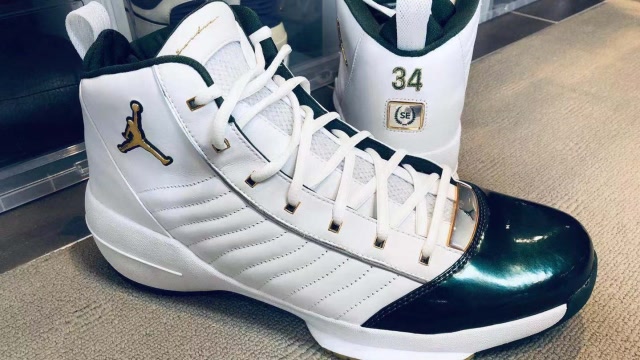 《耘硕说鞋》第78期 雷阿伦 西雅图超音速队 air jordan 19 se pe