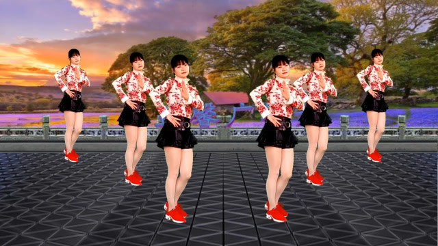 广场舞《心锁》伤感情歌好听 简单大方的舞步好学