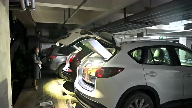 门博士电动尾门