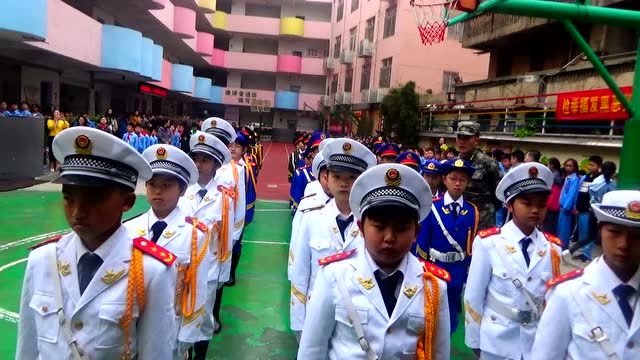 南昌市进贤门小学三军仪仗队升旗仪式