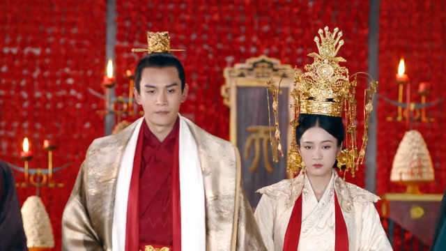 白发:容乐大婚,无忧半路抢婚,容乐怒甩巴掌,两人分道扬镳