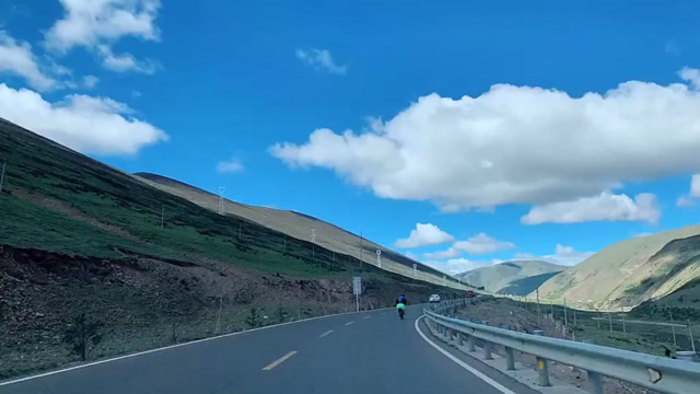 成都出发稻城亚丁,沿途风景太美腻