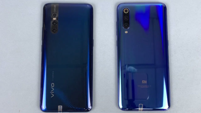 经不起店员推荐买的oppox27,对比小米9一开机就觉得不对