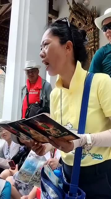 泰国的网红导游,现在已经掌握了中国语言的精髓,随口就是开玩笑