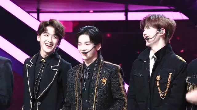 r1se男团成员自我介绍,并来到明日之子为选手拉票!暖心