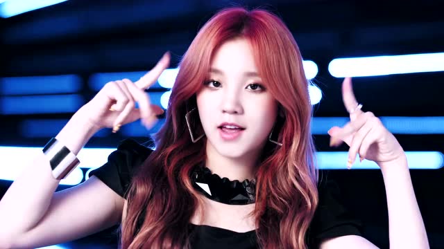 gi-dle女团单曲《latata》日文版!大钻石很抢眼