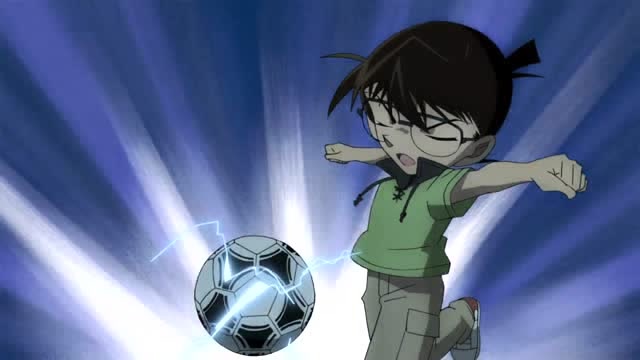 名侦探柯南:博士设计足球腰带,踢向天空可以放出烟花