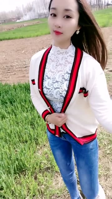 爱自拍的农村女神,气质唯美很优秀,值得点赞