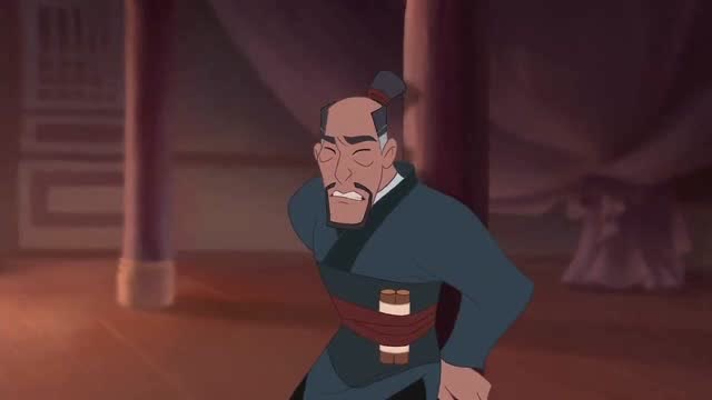 花木兰:父亲拿剑都吃力,又如何报效国家呢