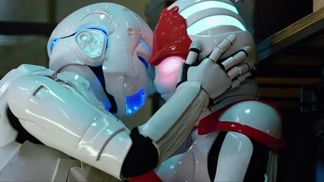 机器人撩妹个比个厉害,机器人都谈恋爱了,可我还是个单身狗啊