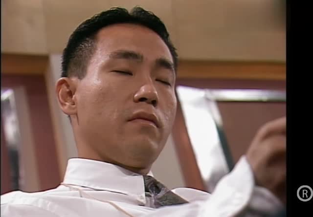 大时代:陈滔滔大跌,看到展博给发的撤退信息,但是已经晚了