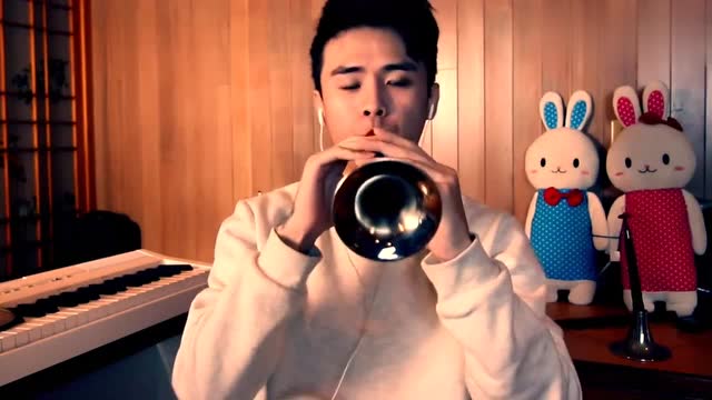 男生当众向女神求婚,"流氓乐器"唢呐一响画风突变,全场爆笑