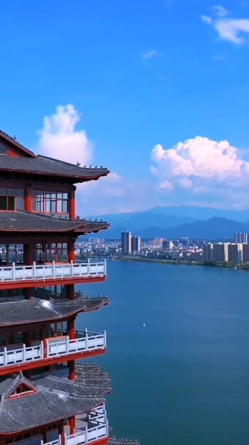 武宁县西海楼,你们觉得美丽吗?