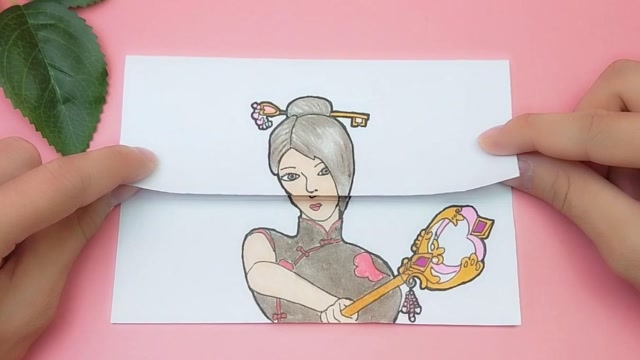 给叶罗丽辛灵店长变脸长相,有趣三次女神变换又搞笑,女生很喜欢