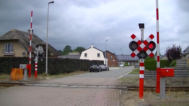 spoorwegovergang neerpelt铁路道口