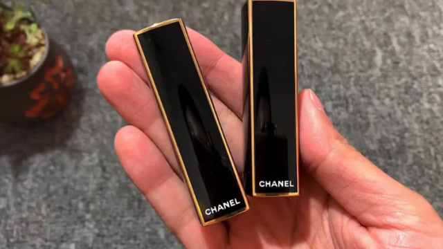 香奈儿口红837和857号对比试色,哪支更值得入手?