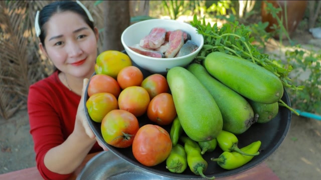 趣味吃美食:越南妹子做做好吃的芒果炒饭