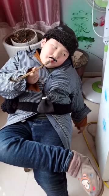 搞笑吃苍蝇!我太难了