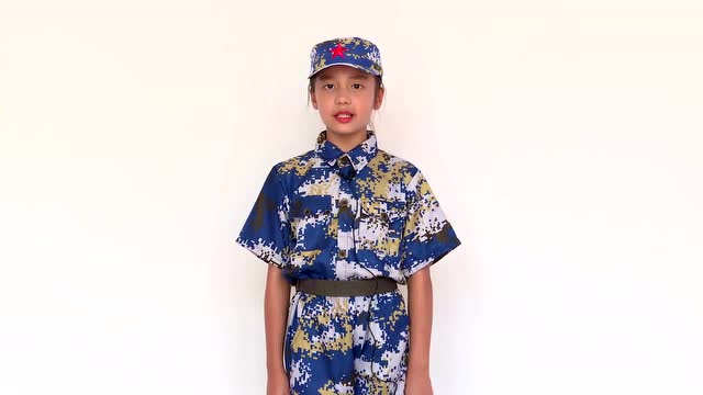 保利国防教育兵器展"小小解说员"——熊依琳