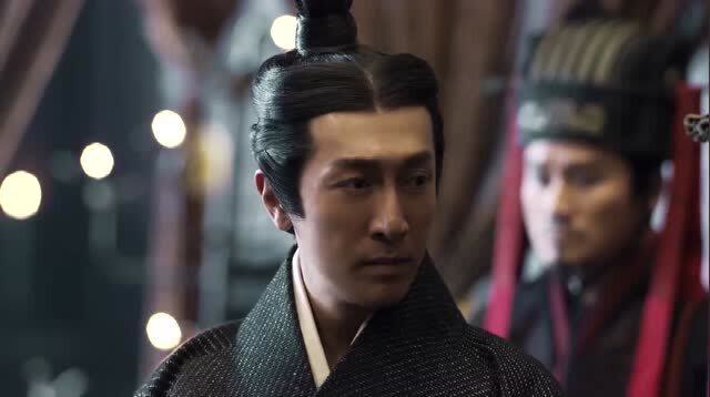 大秦赋:子傒将佩剑归还给了嬴政,他的脸上满是骄傲!